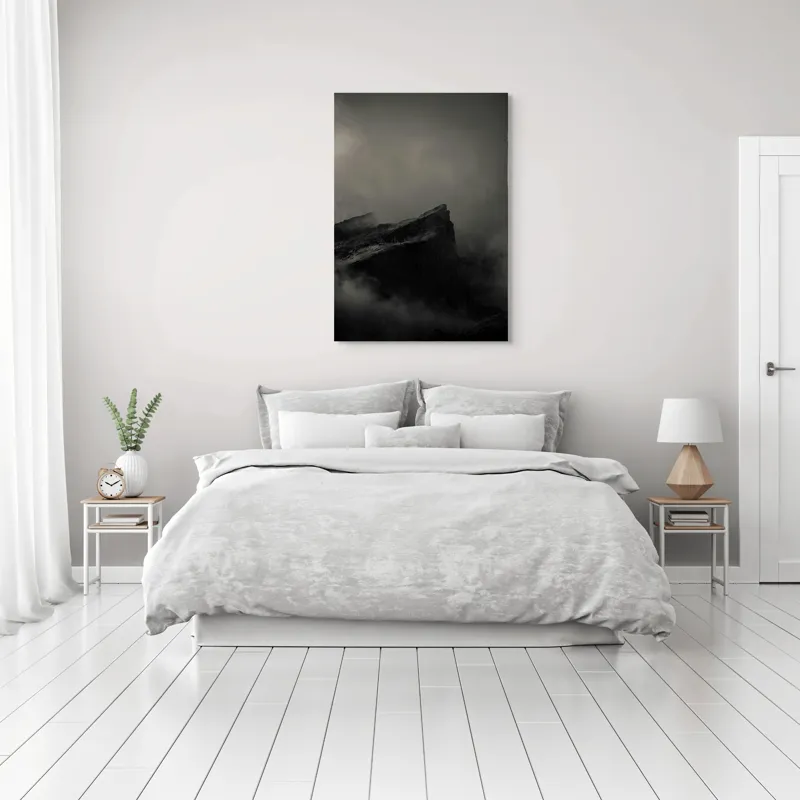 Tablou Canvas, "Misterele Munților Încețoșați Ai Nopții", Cetate, Negură, Mister, Sumbre, Vârf, Dramatic, Înălțime, Roci, Pătrunzător, Frig., 70 x 100 cm – poza 3