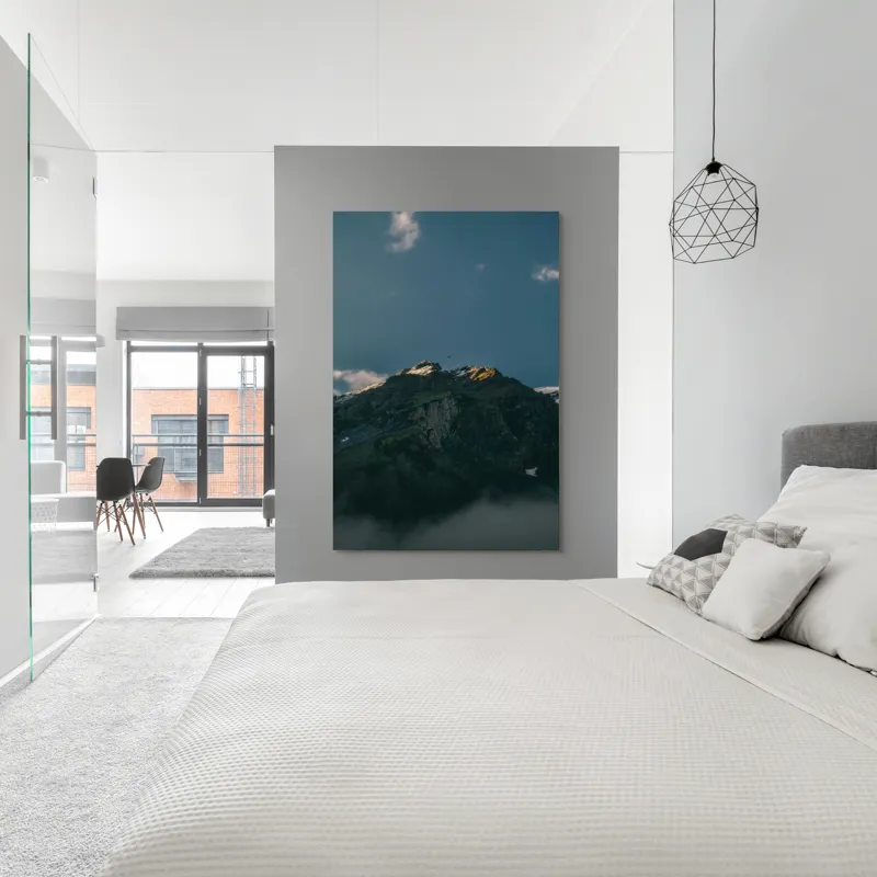 Tablou Canvas, "Lumina dimineții pe vârful muntelui", Munte, Nor, Apus, Raze, Piatra, Cer, Umbra, Lumină, 100 x 150 cm – poza 5
