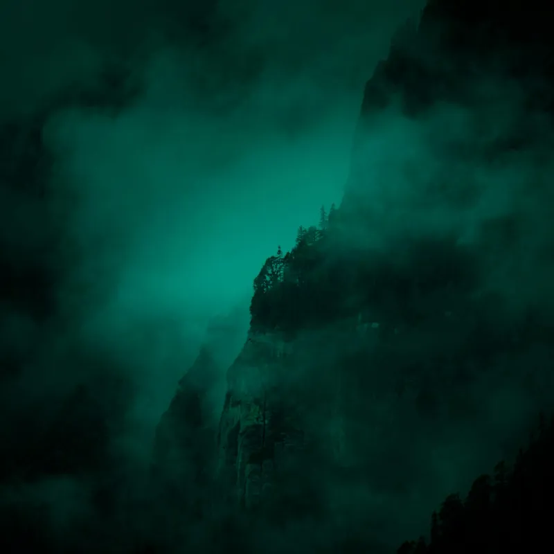 Tablou Canvas, "Muntele învăluit în ceață misterioasă", Abis, Ceață, Mister, Munte, Siluetă, Veridicitate, Umbre., 100 x 100 cm – poza 2