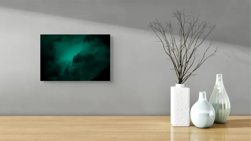 Tablou Canvas, "Muntele învăluit în ceață misterioasă", Abis, Ceață, Mister, Munte, Siluetă, Veridicitate, Umbre., 39 x 26 cm – poza 8