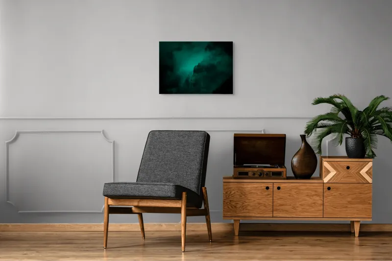 Tablou Canvas, "Muntele învăluit în ceață misterioasă", Abis, Ceață, Mister, Munte, Siluetă, Veridicitate, Umbre., 70 x 50 cm – poza 4