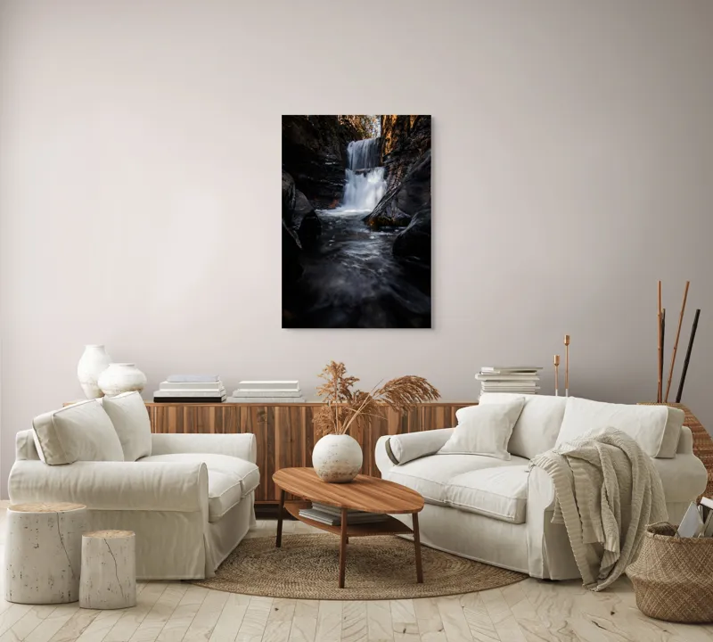 Tablou Canvas, "Cascada din inima pădurii întunecate", Cascadă, Apă, Stânci, Pădure, Natură, Torent, Claritate, Umbre, Răcoare, Frumusețe, 70 x 100 cm – poza 4
