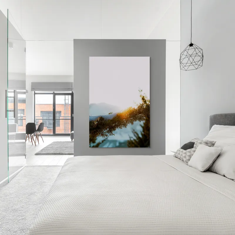 Tablou Canvas, "Raza soarelui printre crengi înzăpezite", Soare, Zăpadă, Ramură, Munte, Cer, Lumină, Iarnă, Peisaj, Natură, Frig., 100 x 150 cm – poza 5