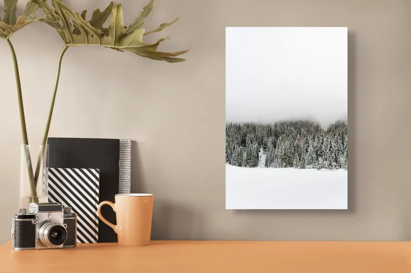 Tablou Canvas, "Iarna în pădurea înzăpezită misterioasă", Copaci, Zăpadă, Ceață, Cer, Iarnă, 26 x 39 cm – poza 3