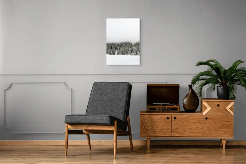 Tablou Canvas, "Iarna în pădurea înzăpezită misterioasă", Copaci, Zăpadă, Ceață, Cer, Iarnă, 50 x 70 cm – poza 8
