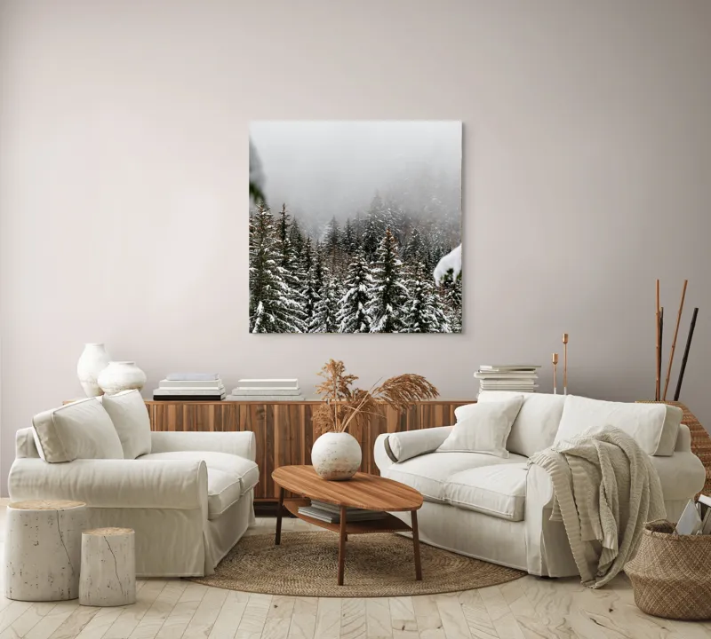 Tablou Canvas, "Iarna în pădurea de brazi înalți", Copaci, Zăpadă, Ceață, Iarnă, Evergreen, Peisaj, Tăcere, Rece, Frumusețe, Natură, 100 x 100 cm – poza 3