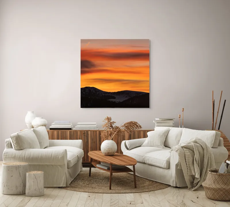 Tablou Canvas, "Aurora zorilor peste munți liniștiți", Apus, Liniște, Munți, Cer, Nori, Siluetă, Portocaliu, Umbre, 100 x 100 cm – poza 3