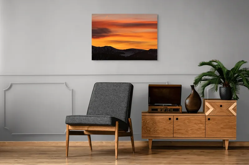 Tablou Canvas, "Aurora zorilor peste munți liniștiți", Apus, Liniște, Munți, Cer, Nori, Siluetă, Portocaliu, Umbre, 100 x 70 cm – poza 8