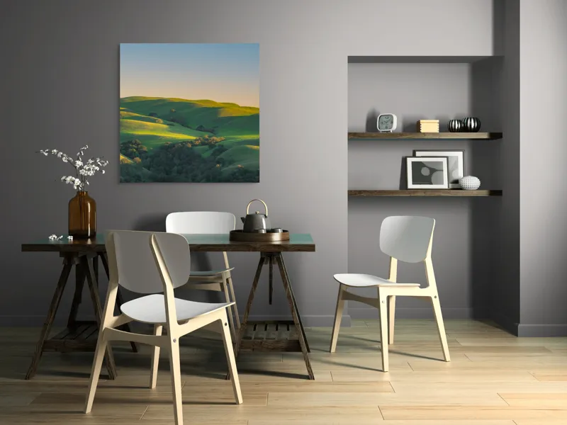 Tablou Canvas, "Colinele verzi sub cerul senin", Verde, Coline, Apus, Peisaj, Armonie, Natură, Liniște, Lumini, Umbre, 100 x 100 cm – poza 6