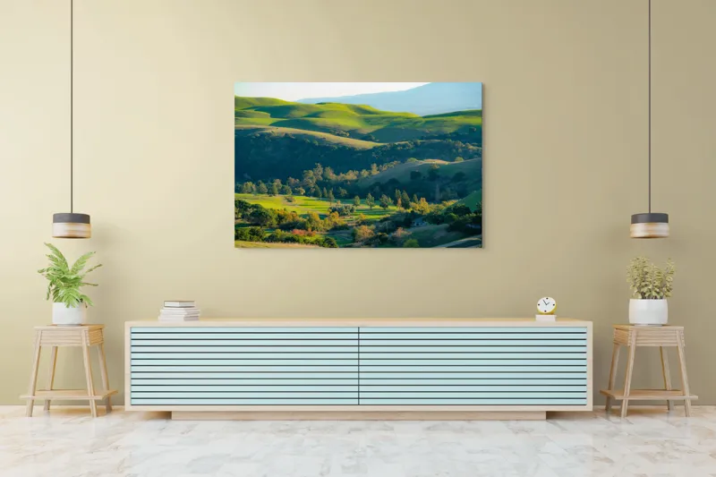 Tablou Canvas, "Culorile verzi ale dealurilor îmbrățișate", Verdant, Coline, Luminos, Arbori, Peisaj, Vale, Natură, Liniște, 150 x 100 cm – poza 6