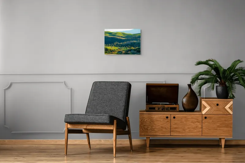 Tablou Canvas, "Culorile verzi ale dealurilor îmbrățișate", Verdant, Coline, Luminos, Arbori, Peisaj, Vale, Natură, Liniște, 54 x 39 cm – poza 7