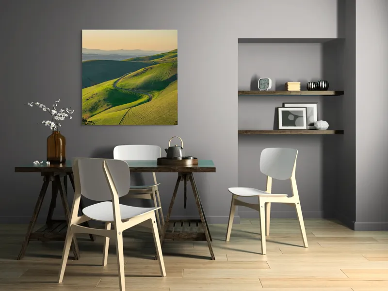 Tablou Canvas, "Drumul sinuos printre coline verzi", Peisaj, Coline, Drum, Apus, Verde, Cer, Pădure, Orizont, Lumină, Natură, 100 x 100 cm – poza 6