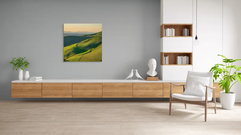 Tablou Canvas, "Drumul sinuos printre coline verzi", Peisaj, Coline, Drum, Apus, Verde, Cer, Pădure, Orizont, Lumină, Natură, 100 x 100 cm – poza 8