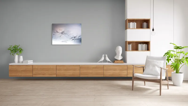 Tablou Canvas, "Iarna învăluind munții în tăcere albă", Alb, Înghețat, Montan, Tranquil, Vast, Izolat, Rece, Înfășurat, 100 x 70 cm – poza 6