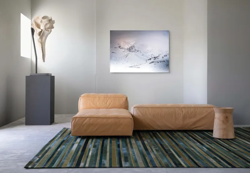 Tablou Canvas, "Iarna învăluind munții în tăcere albă", Alb, Înghețat, Montan, Tranquil, Vast, Izolat, Rece, Înfășurat, 100 x 70 cm – poza 7