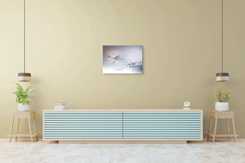 Tablou Canvas, "Iarna învăluind munții în tăcere albă", Alb, Înghețat, Montan, Tranquil, Vast, Izolat, Rece, Înfășurat, 70 x 50 cm – poza 7