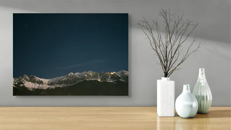 Tablou Canvas, "Eternele piscuri sub cerul înstelat", Stele, Munți, Noapte, Zăpadă, Lumină, 70 x 50 cm – poza 3