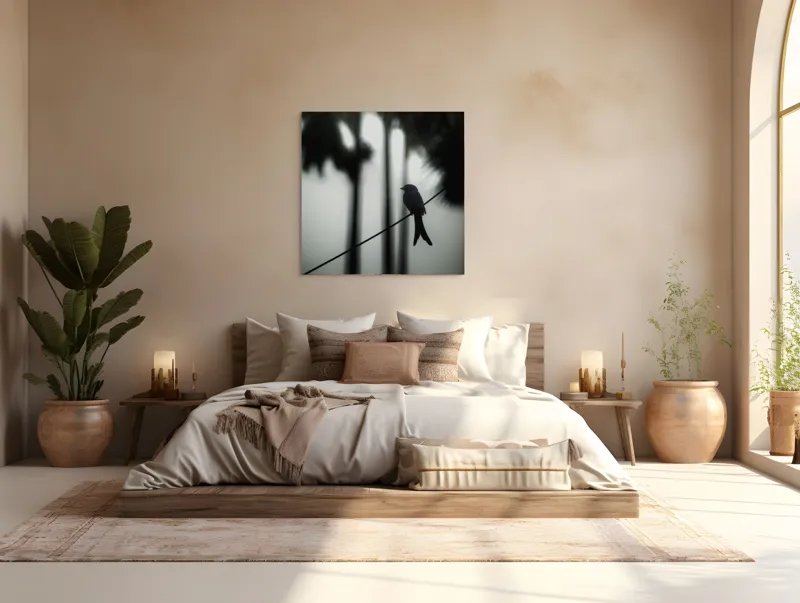 Tablou Canvas, "Pasăre solitară în dimineața cețoasă", Pasăre, Cablu, Siluetă, Arbori, Ceață, Liniște, Contrast, Natură, Mister, Umbre, 100 x 100 cm – poza 4