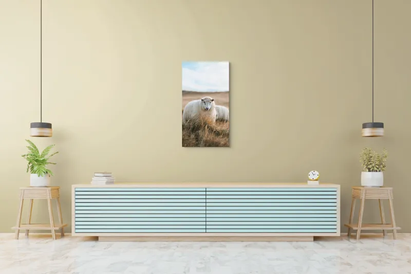 Tablou Canvas, "Miorița rătăcită în câmpia aurie", Oaie, Câmpie, Iarbă, Cer, Natură, Liniște, Blană, Peisaj, 50 x 90 cm – poza 6