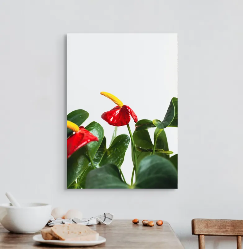 Tablou Canvas, "Flori tropicale în grădina verde", Roșu, Strălucitor, Lucios, Frunziș, Verde, Contrast, Elegant, Natural, Proaspăt, 50 x 70 cm – poza 3