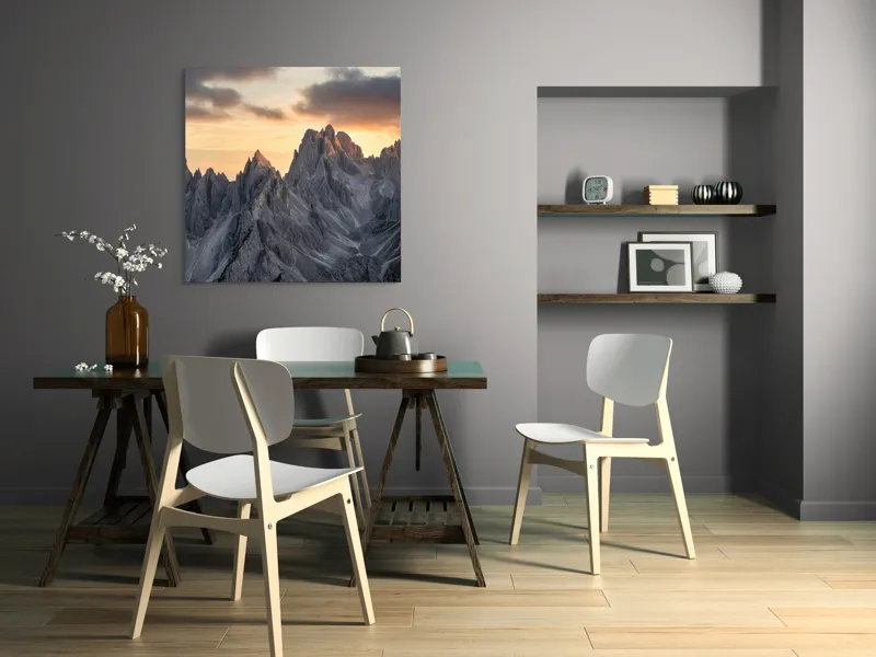 Tablou Canvas, "Lumină aurie peste piscuri stâncoase", Măreție, Stânci, Răsărit, Cer, Nori, Verticalitate, Impresionant, Natură, Frumusețe, Tranquilitate, 100 x 100 cm – poza 6