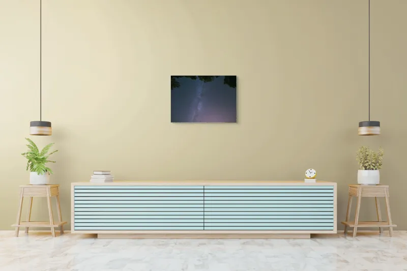 Tablou Canvas, "Freamătul infinit al stelelor albastre", Stele, Cer, Noapte, Pădure, Galaxie, Lumină, Univers, Mister, Infinit, Frumusețe, 70 x 50 cm – poza 7