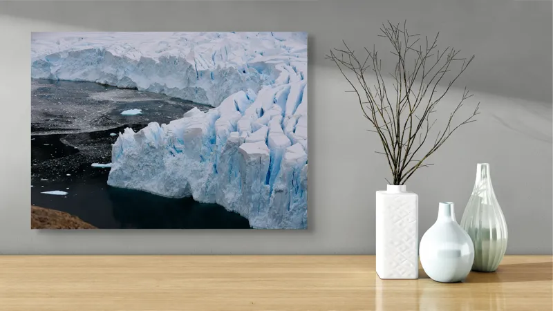 Tablou Canvas, "Gheața tăcută a nordului înghețat", Gheață, Ocean, Prăbușire, Fisuri, Antarctica, Albastru, Rece, Natură, Masiv, Pustiu, 70 x 50 cm – poza 3