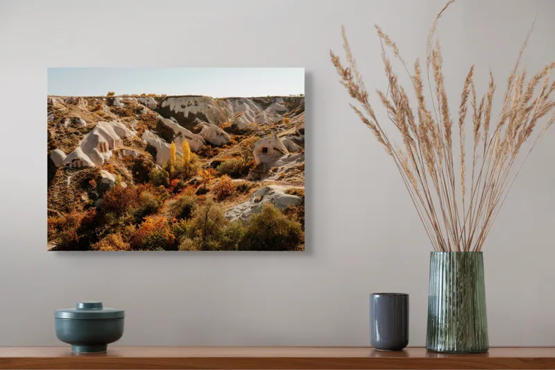 Tablou Canvas, "Peisaj de toamnă în Cappadocia", Peisaj, Rocă, Vegetație, Toamnă, Dealuri, Culoare, Natură, Sălbăticie, Pădure, Texturi, 54 x 39 cm – poza 4