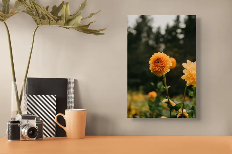 Tablou Canvas, "Galbenul florilor de toamnă liniștită", Florile, Galbene, Naturale, Vesele, Elegante, Strălucitoare, Proaspete, Fragede, Armonioase, Pline, Frumuseţe, Vegetaţie, Mediu, Împăduriţi., 26 x 39 cm – poza 3