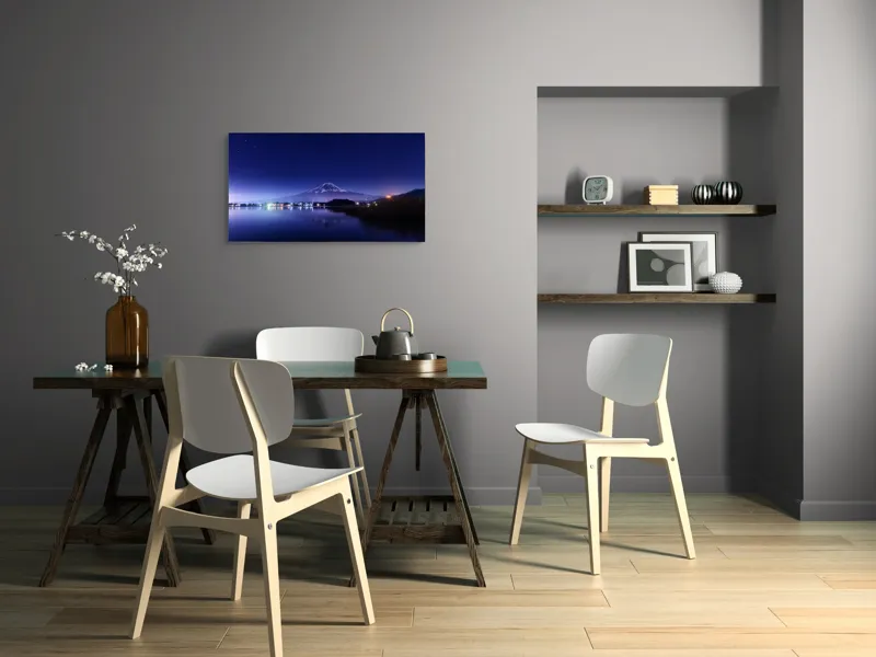 Tablou Canvas, "Luminile nopții la poalele muntelui", Munte, Stele, Reflecție, Lumină, Noapte, Lac, Peisaj, Cer, Calm, Natură, 90 x 50 cm – poza 3