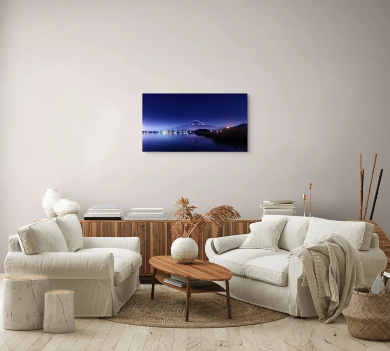 Tablou Canvas, "Luminile nopții la poalele muntelui", Munte, Stele, Reflecție, Lumină, Noapte, Lac, Peisaj, Cer, Calm, Natură, 90 x 50 cm – poza 4