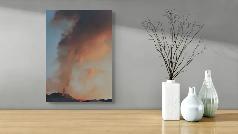 Tablou Canvas, "Focul din adâncurile muntelui
", Fum, Lumină, Erupție, Lave, Cer, Munte, Magnific, Dramatic, Flăcări, 39 x 54 cm – poza 4