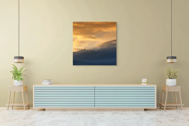Tablou Canvas, "Apus liniștit peste munți învăluiți", Nor, Lumină, Apus, Cer, Culoare, Umbre, Nori, Vedere, Peisaj, Seninătate, 100 x 100 cm – poza 5