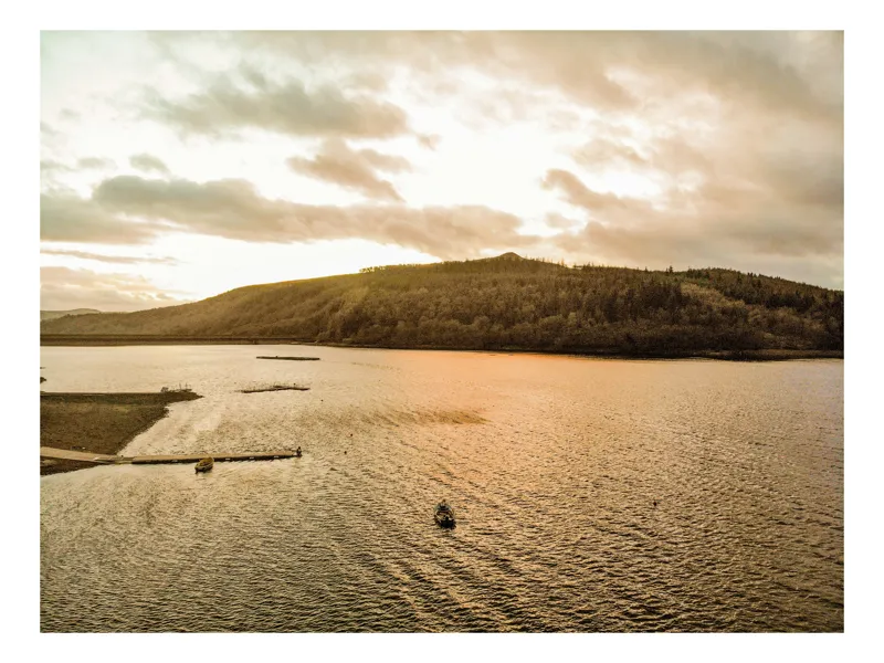 Tablou Canvas Apus peste lacul calm Reflexii și Frumusețe naturale, 150 x 100 cm