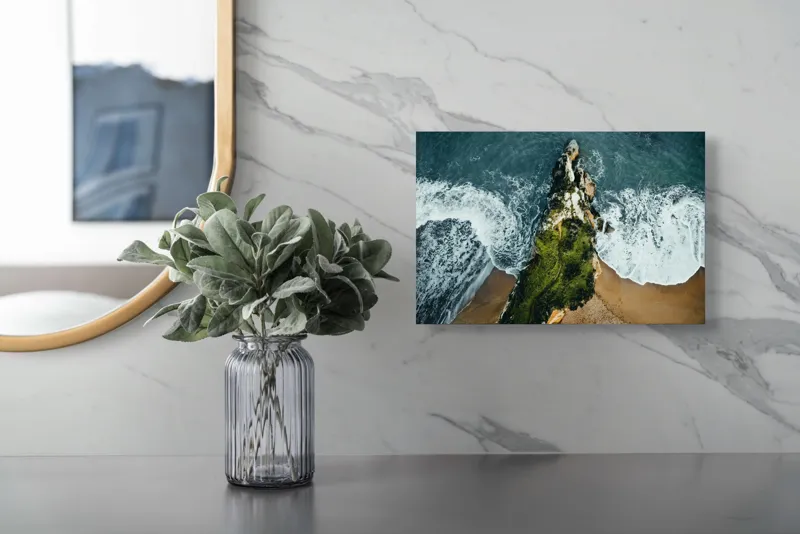 Tablou Canvas Natură Ocean Valuri Stânci Vegetație Contrast Dramatic, 39 x 26 cm – poza 5