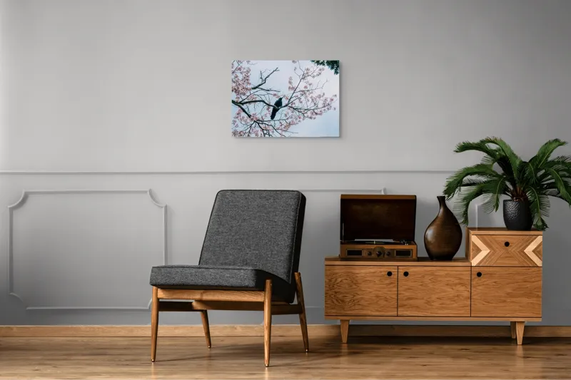 Tablou Canvas Primăvară Corb pe Ramură Înflorită Artă Naturală, 70 x 50 cm – poza 4