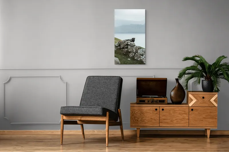 Tablou Canvas Peisaj Noros cu Oaie pe Deal Stâncos, 50 x 90 cm – poza 8