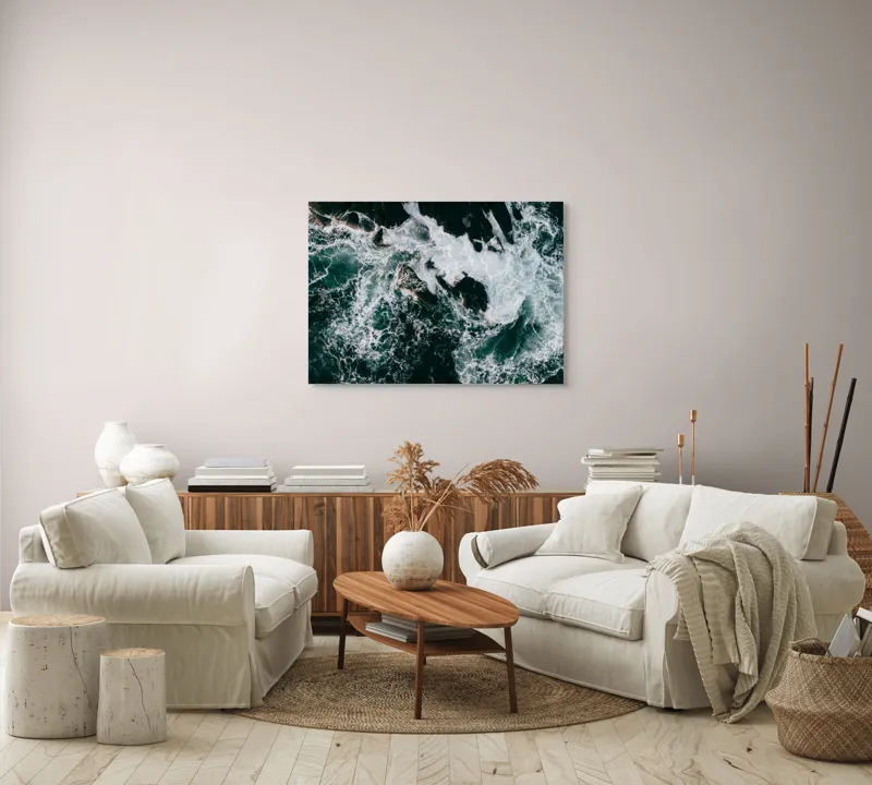 Tablou Canvas, "Valurile asaltând stâncile întunecate", Furie, Spumă, Vârtej, Contrast, Dinamică, Natură, Energie, Valuri, 100 x 70 cm – poza 3