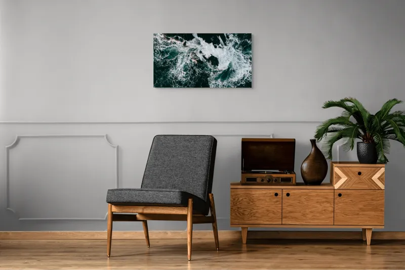 Tablou Canvas, "Valurile asaltând stâncile întunecate", Furie, Spumă, Vârtej, Contrast, Dinamică, Natură, Energie, Valuri, 90 x 50 cm – poza 6