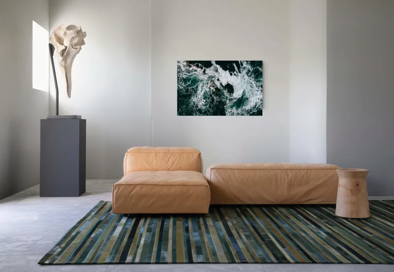 Tablou Canvas, "Valurile asaltând stâncile întunecate", Furie, Spumă, Vârtej, Contrast, Dinamică, Natură, Energie, Valuri, 90 x 50 cm – poza 8