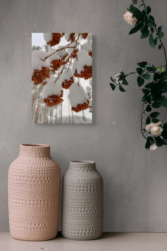 Tablou Canvas, "Florile iernii înveșmântate în zăpadă", Zăpadă, Contrast, Natură, Flori, Iarnă, Crengi, Frumusețe, Răceală, Îngheț, Alb, 26 x 39 cm – poza 6