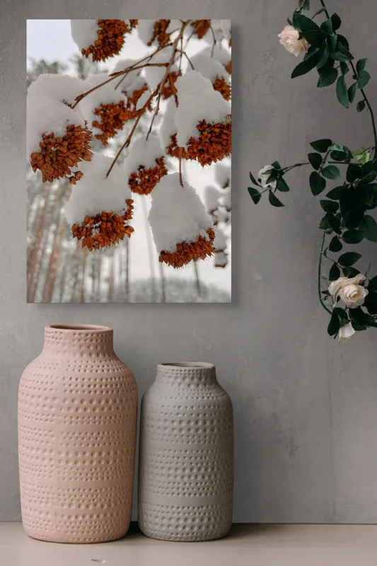 Tablou Canvas, "Florile iernii înveșmântate în zăpadă", Zăpadă, Contrast, Natură, Flori, Iarnă, Crengi, Frumusețe, Răceală, Îngheț, Alb, 39 x 54 cm – poza 6