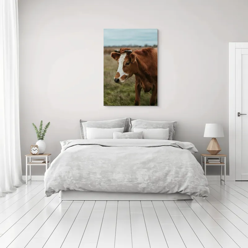 Tablou Canvas, "Vacă pașnică pe câmp verde", 70 x 100 cm – poza 3