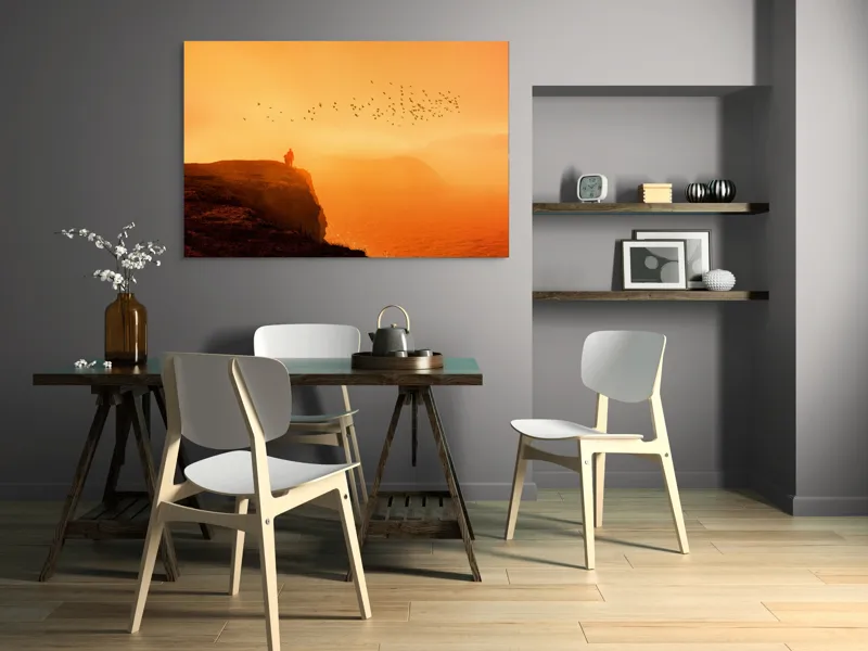 Tablou Canvas, "Omul și zborul păsărilor la apus", Mister, Lumină, Păsări, Apus, Siluetă, Ocean, Dramatic, Calm, Peisaj, 150 x 100 cm – poza 5