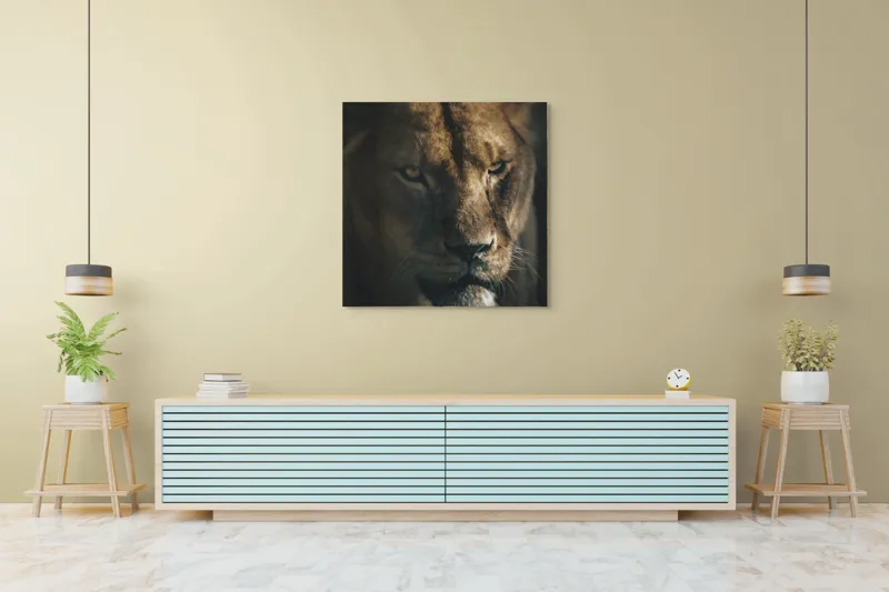 Tablou Canvas, "Regina tainică a savanei africane", Nu știu cine este în imagine., 100 x 100 cm – poza 5