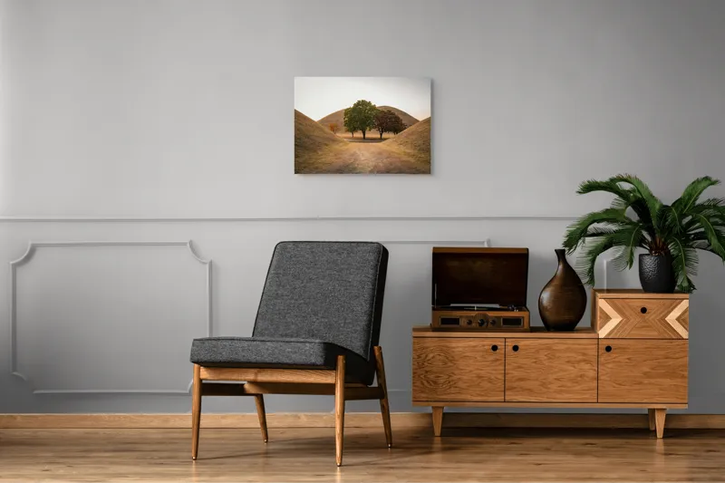 Tablou Canvas, "Între tăcerea dealurilor toamnei", Apus, Dealuri, Copaci, Cărare, Peisaj, Serenitate, Natură, Orizont, Culori, Tihnă, 70 x 50 cm – poza 4