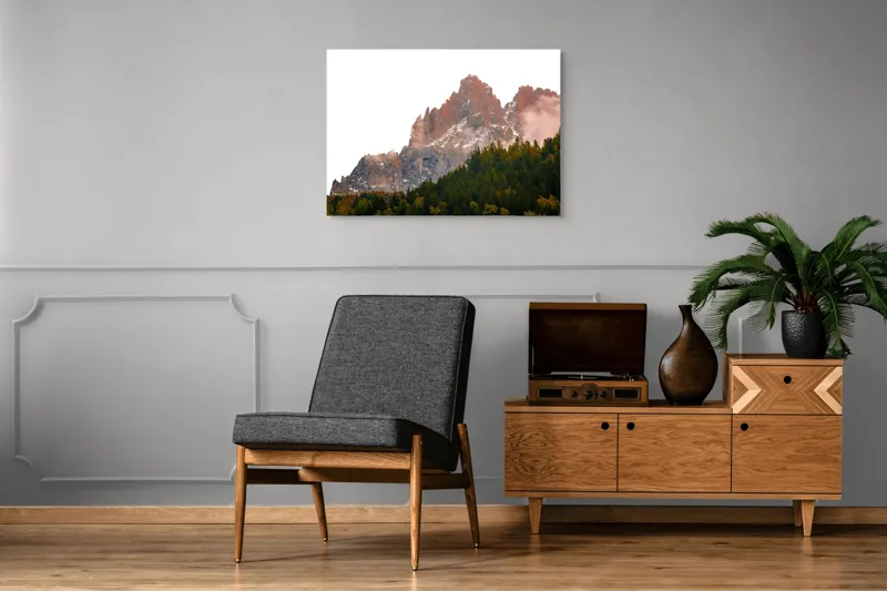 Tablou Canvas, "Muntele învăluit de ceață misterioasă", Munte, Pădure, Ceață, Roci, Cer, Vegetație, Peisaj, Alpin, Natura, Răsărit, 100 x 70 cm – poza 8