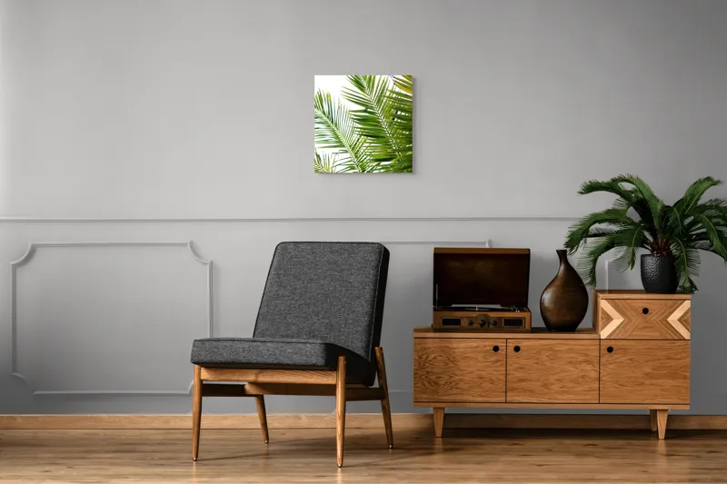 Tablou Canvas, "Frunzișul dansând în lumina soarelui", Frunze, Palmier, Verde, Luminos, Cer, Vibrant, Tropical, Soare, Natură, Relaxare, 50 x 50 cm – poza 6