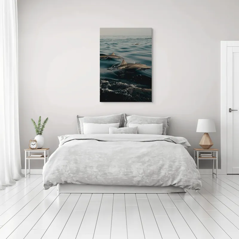 Tablou Canvas, "Dansul grațios al delfinilor liberi", Valuri, Delfini, Ocean, Calm, Reflexii, Pacific, Mișcare, Serenitate, 70 x 100 cm – poza 3