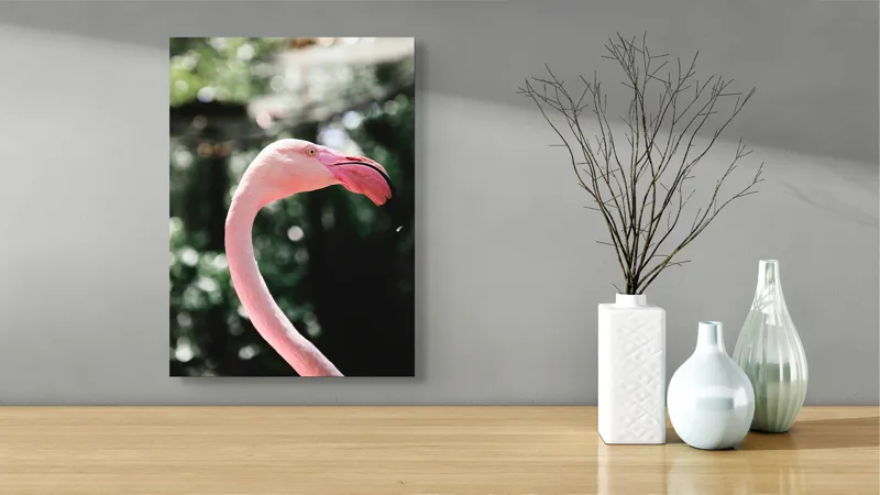 Tablou Canvas, "Flamingo în grădina tropicală luminoasă", 39 x 54 cm – poza 4